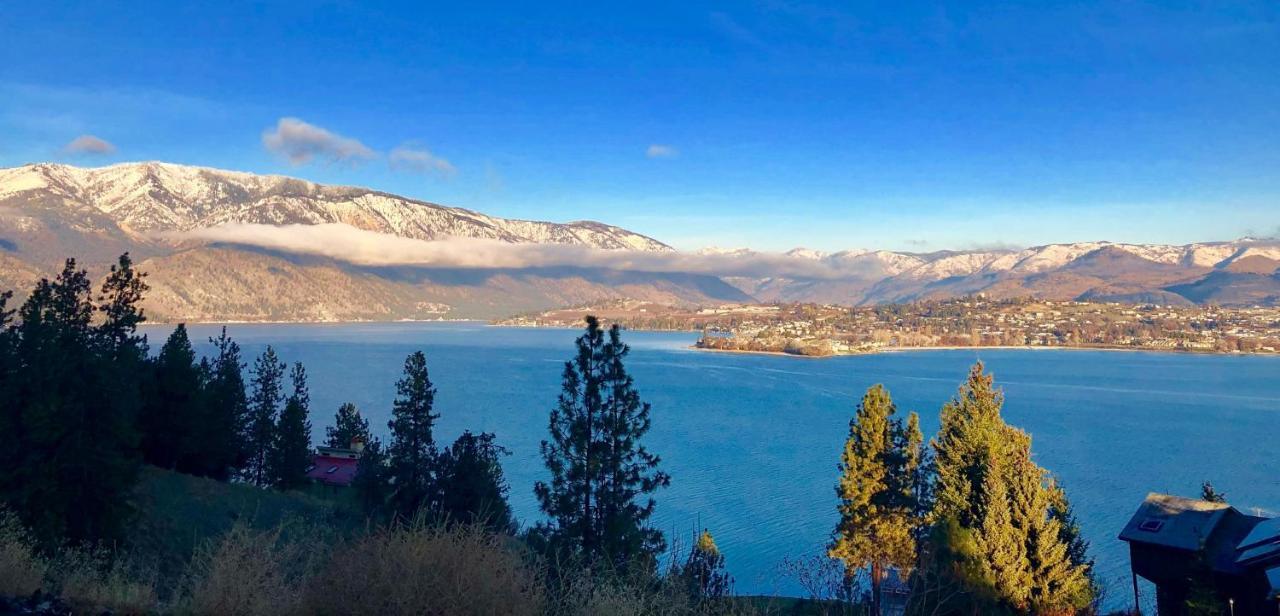 Lakeside Lodge And Suites Chelan Exterior photo