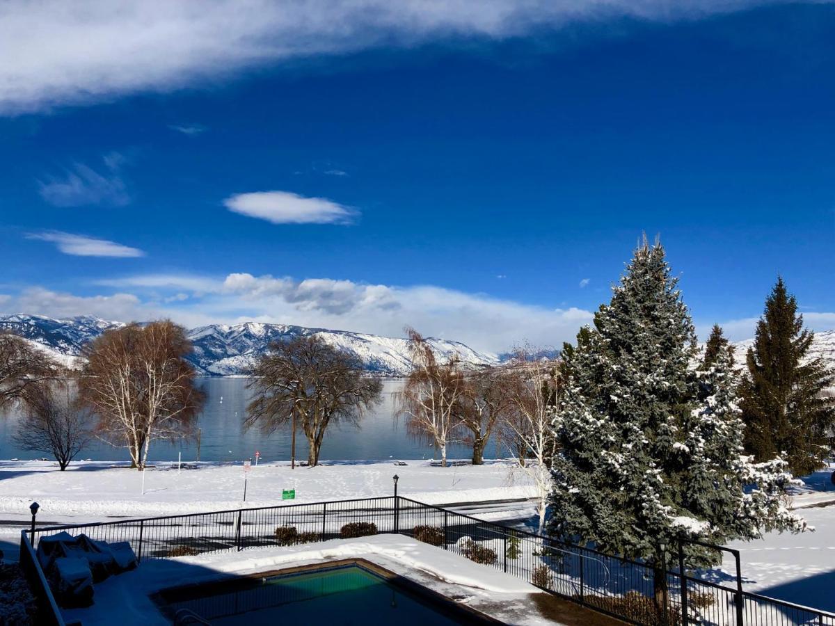 Lakeside Lodge And Suites Chelan Exterior photo